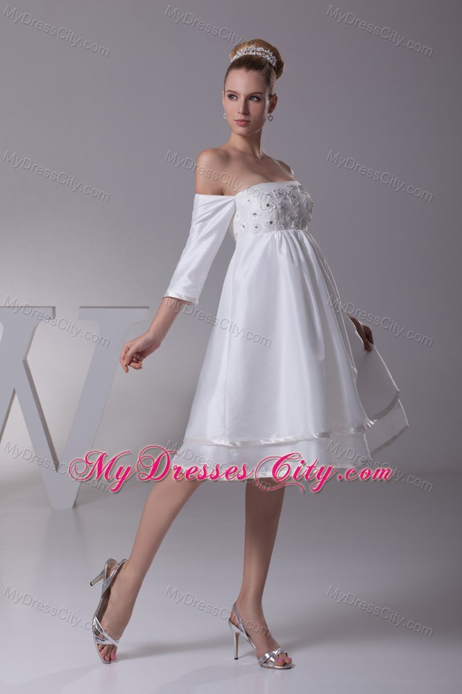 Appliques Strapless Knee-length Wedding Dress with 3 4 Sleeves