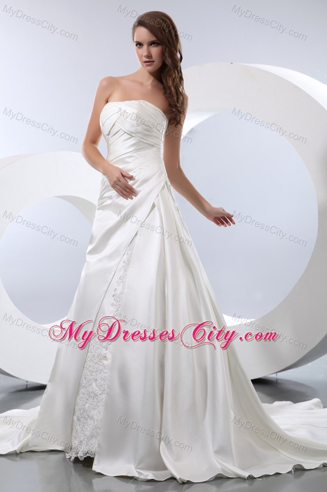 Strapless A-line Ruches Taffeta Wedding Dress with Lace Appliques