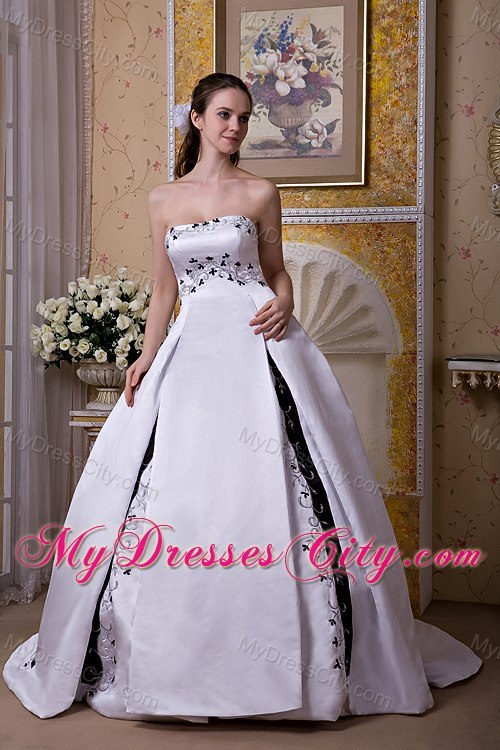 Amazing Style Ball Gown Strapless Satin Embroidery Wedding Dress