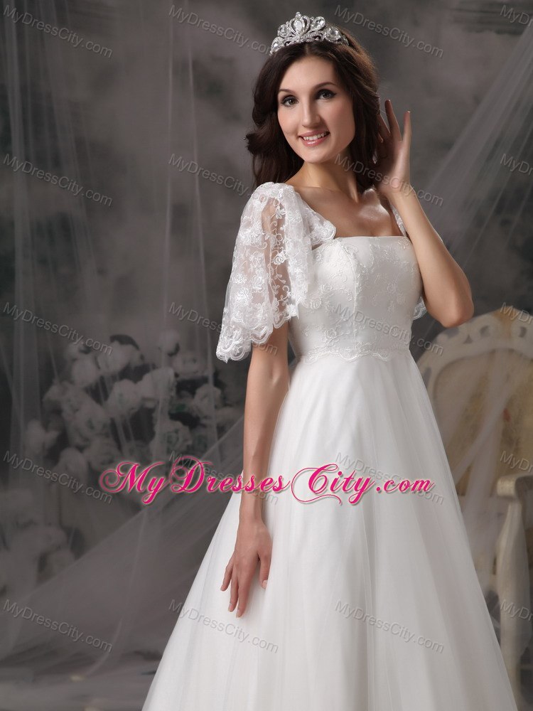 Cap Sleeves Square Neck Brush Train Lace Wedding Dresses with Petals