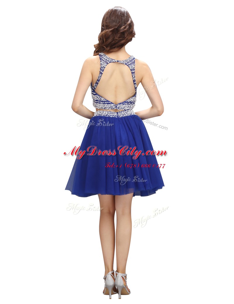 Scoop Sleeveless Chiffon Knee Length Backless Dress for Prom in Royal Blue with Beading