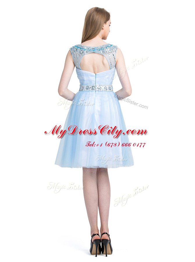 Customized Scoop Sleeveless Knee Length Beading Zipper Dress for Prom with Light Blue