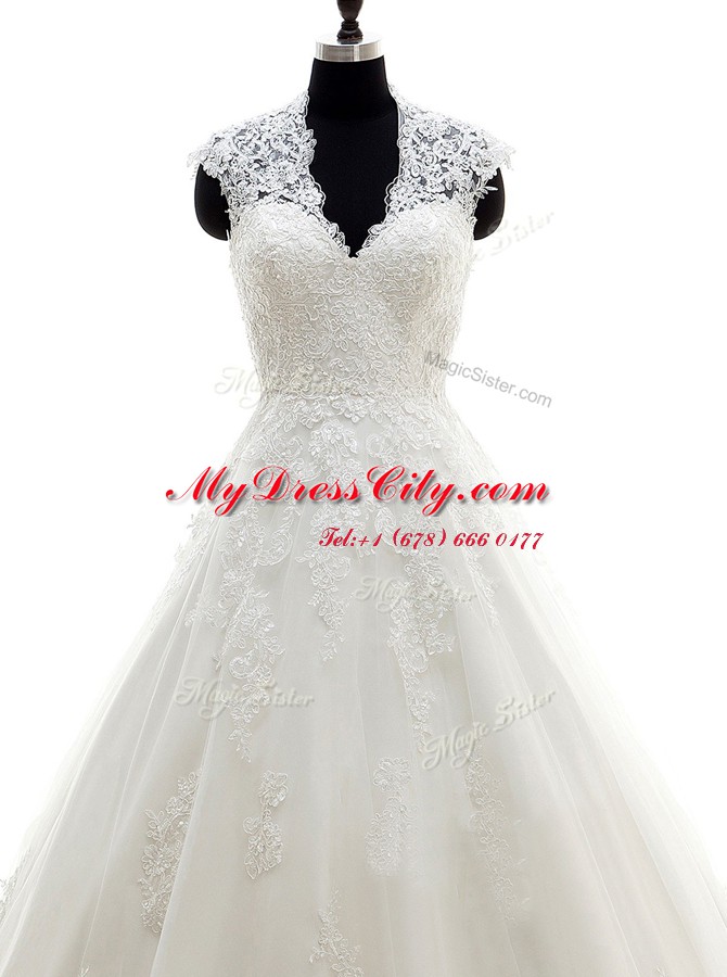 Cap Sleeves Brush Train Lace and Appliques Clasp Handle Wedding Gown