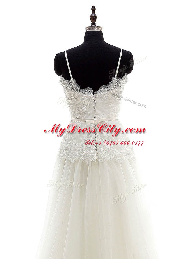 Hot Selling Sleeveless Tulle With Brush Train Zipper Wedding Dress in White with Lace