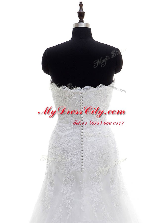 Customized Floor Length Clasp Handle Wedding Gowns White for Wedding Party with Lace