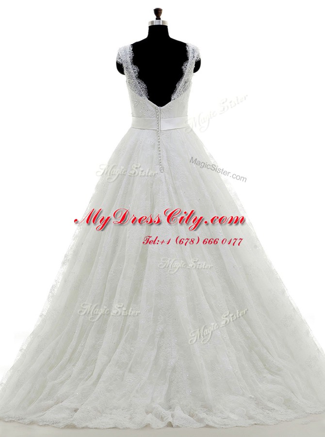 Scoop Lace With Train A-line Sleeveless White Wedding Dresses Brush Train Clasp Handle