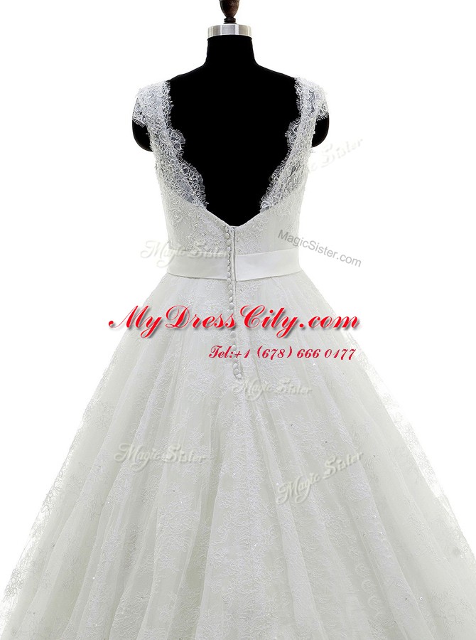 Scoop Lace With Train A-line Sleeveless White Wedding Dresses Brush Train Clasp Handle