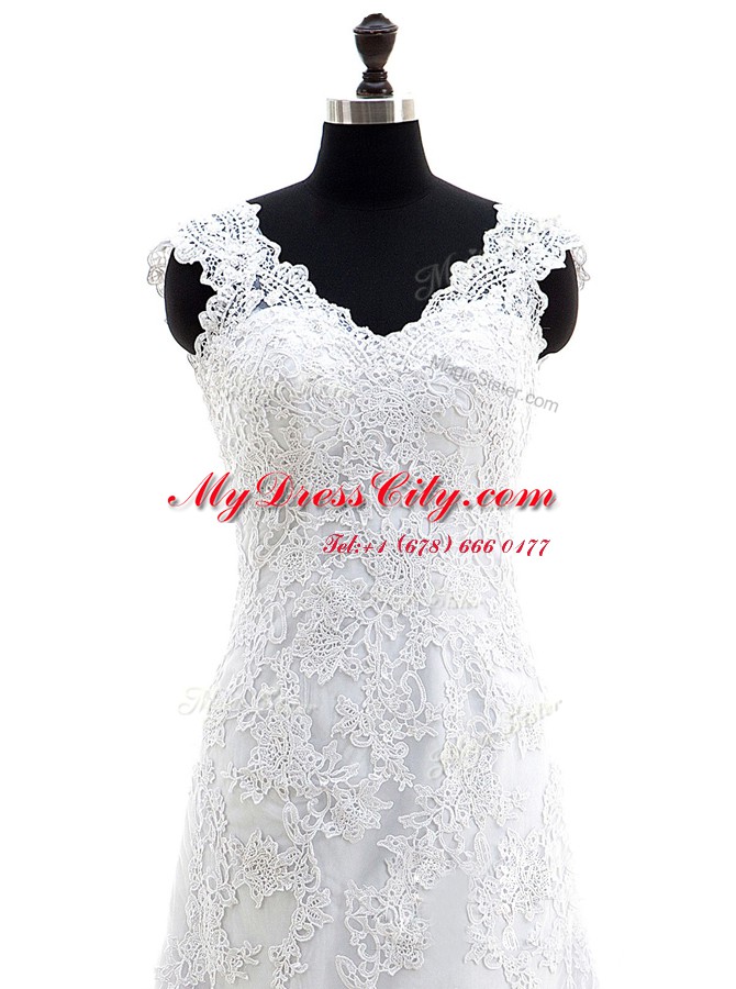 High Class Lace With Train Column/Sheath Sleeveless Lilac Wedding Gowns Brush Train Clasp Handle