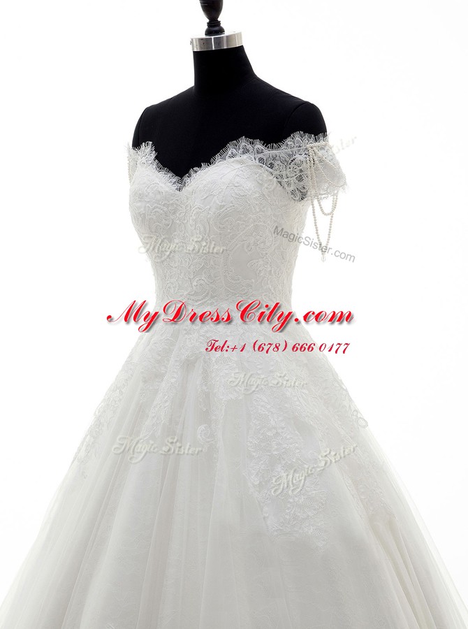 White Off The Shoulder Clasp Handle Lace and Appliques Wedding Gowns Brush Train Short Sleeves