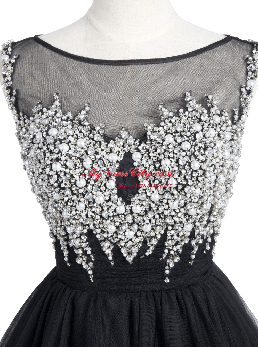 Free and Easy Scoop Black Zipper Dress for Prom Beading and Sequins Sleeveless Mini Length