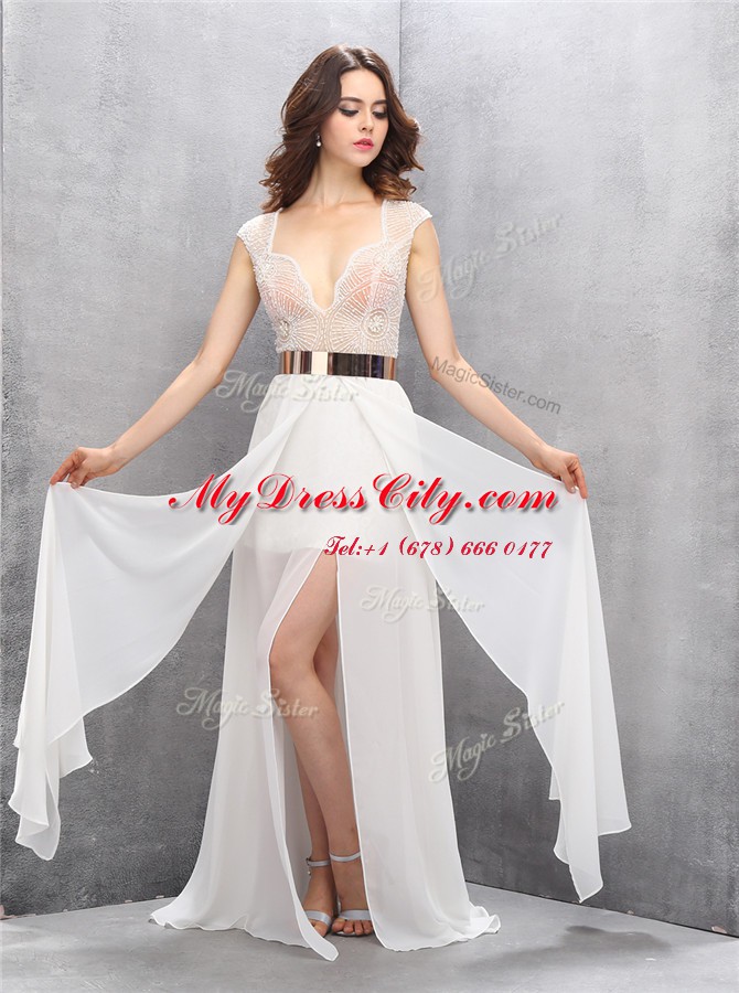 Floor Length A-line Sleeveless White Homecoming Dress Zipper