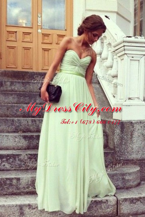 Wonderful Green A-line Chiffon Sweetheart Sleeveless Ruching Floor Length Backless Evening Dress