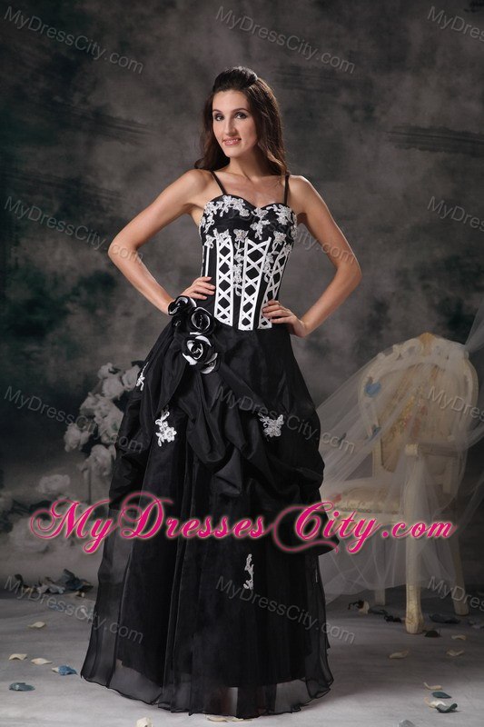 Black Spaghetti Straps Prom Evening Dresses with Appliques Pick-ups