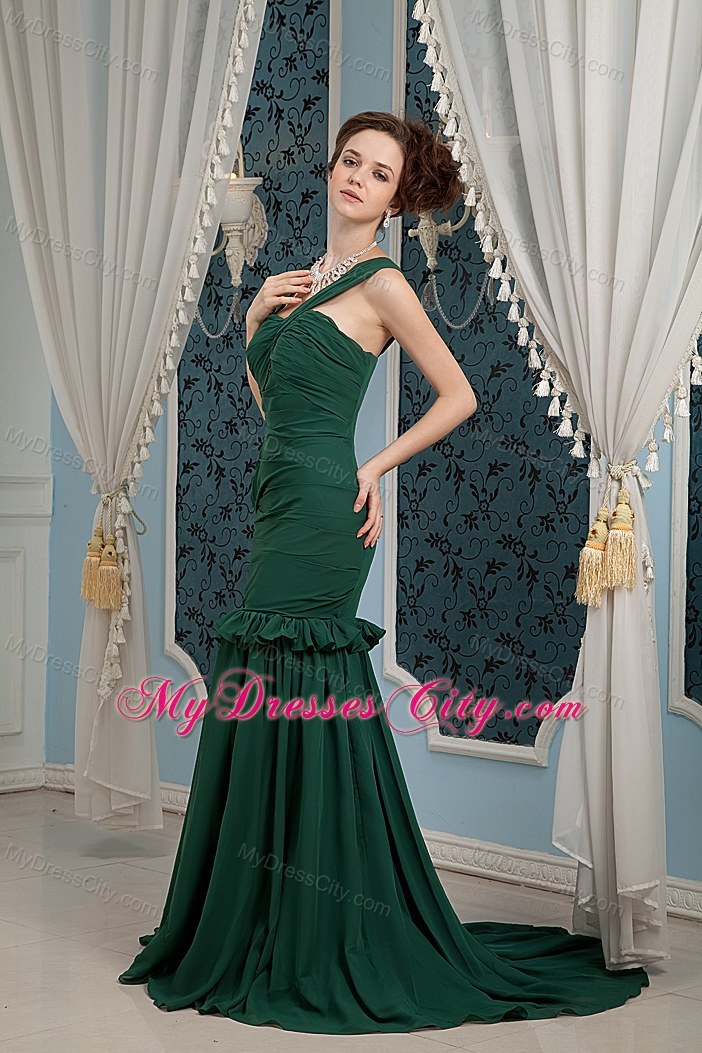 Dark Green Mermaid Straps Brush Train Ruched Evening Gowns