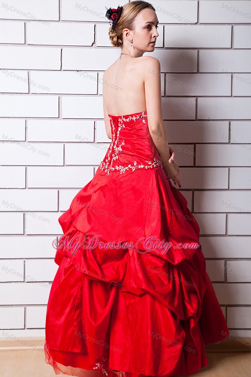 A-line Strapless Taffeta Appliqued Floor-length Prom Dress Red