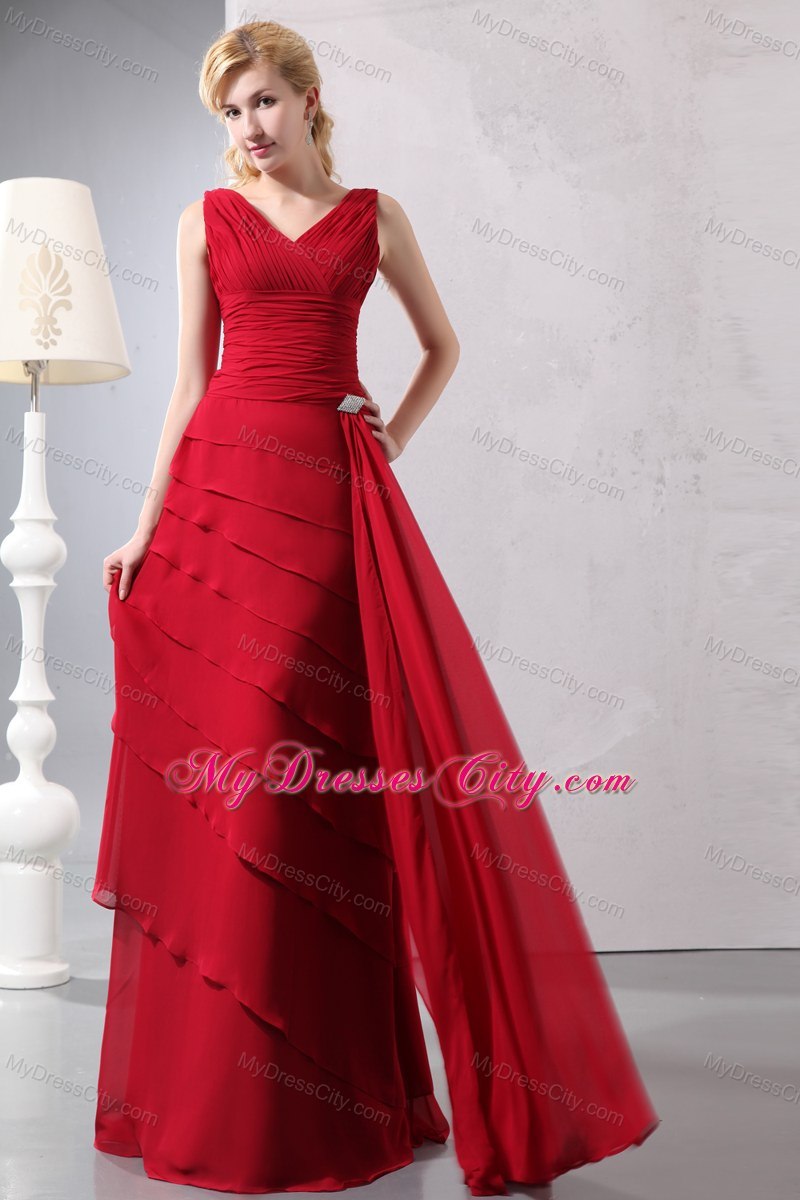 Red V-neck Mother Dresses Floor-length with Ruching