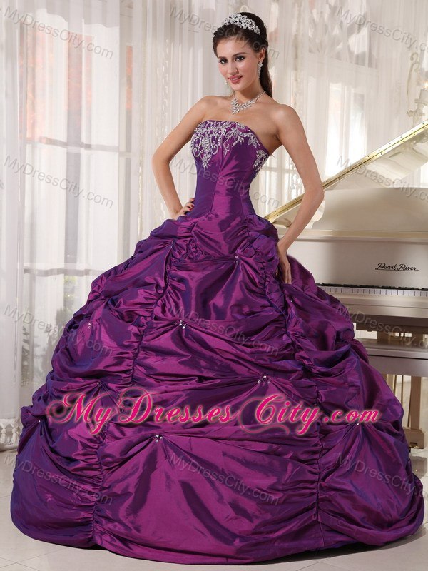 Latest Styles Beading Pick-Ups Purple Quinceanera Gowns 2013