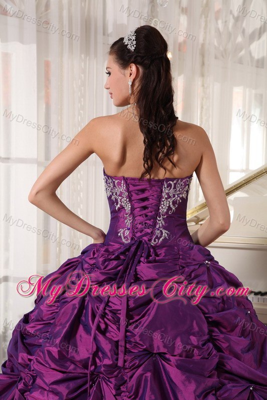 Latest Styles Beading Pick-Ups Purple Quinceanera Gowns 2013