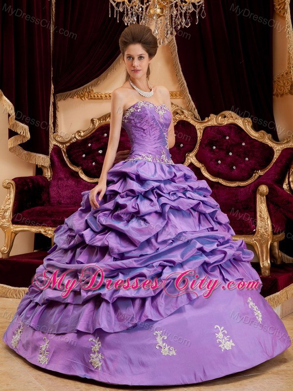 Purple Sweetheart Appliques Taffeta 2013 Quinceanera Gowns