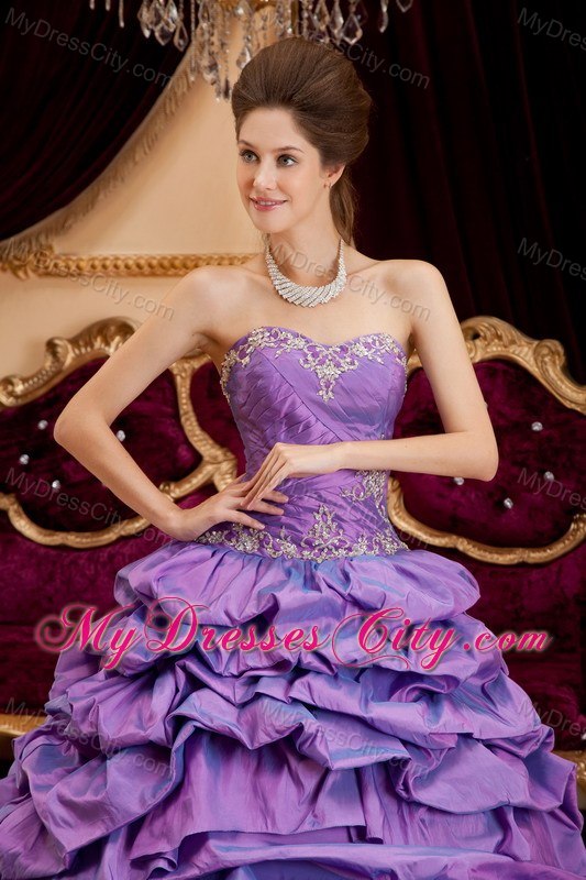 Purple Sweetheart Appliques Taffeta 2013 Quinceanera Gowns