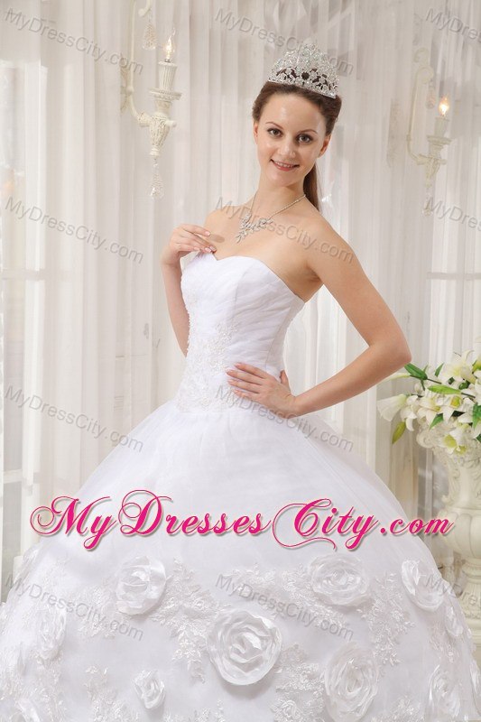 Pretty Flowers Appliques Sweetheart 2013 White Quinceanera Gowns