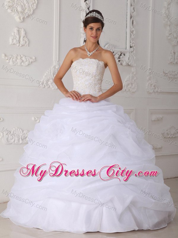 Pretty Strapless Lace Pick Ups White Quinceanera Gowns For Cheap