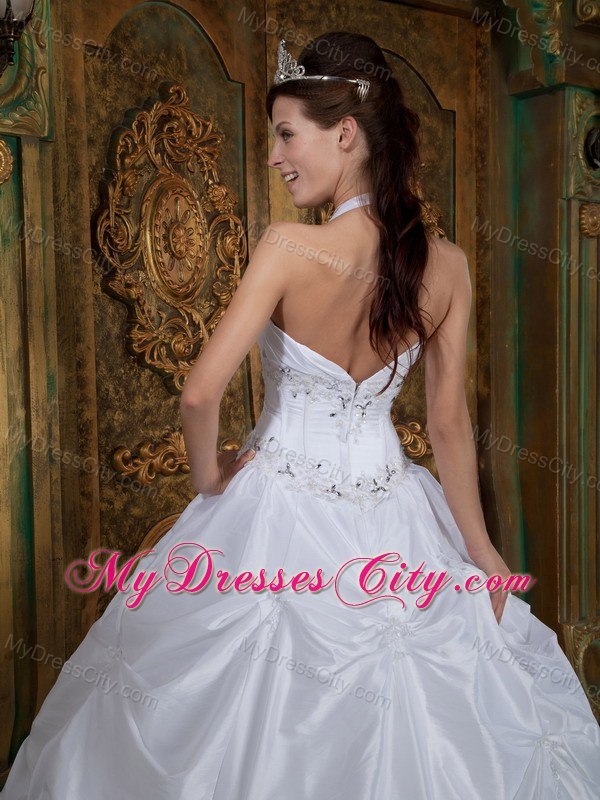 Elegant Halter Top Beaded Cheap Puffy Quinceanera Gowns In White