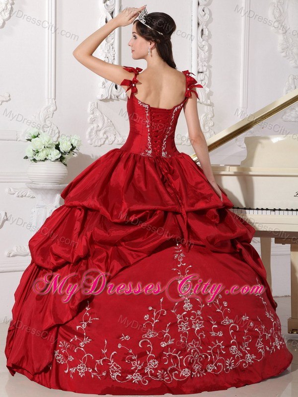 Flowers Straps Embroidery Pick Ups Wine Red Dresses For Sweet 15