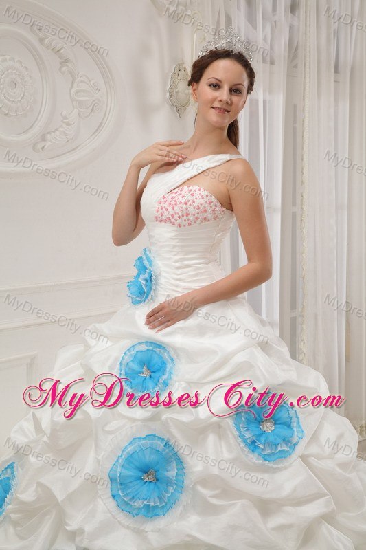 One Shoulder Blue Flowers White Dresses For Sweet 16 With Pick Ups