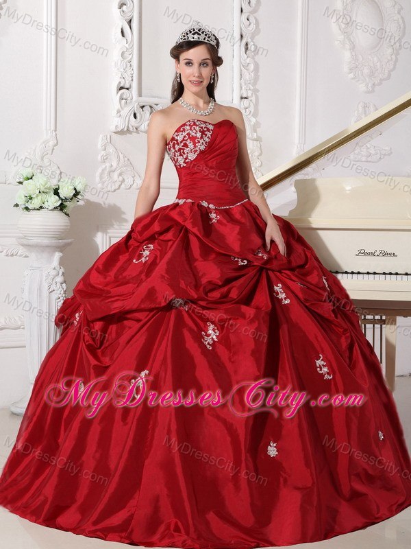 Sweetheart Appliques Ball Gown Wine Red Quinceanera Gowns