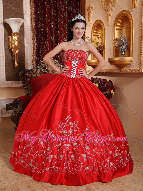 Taffeta Embroidery Strapless Red 2013 Cheap Quinceanera Dresses