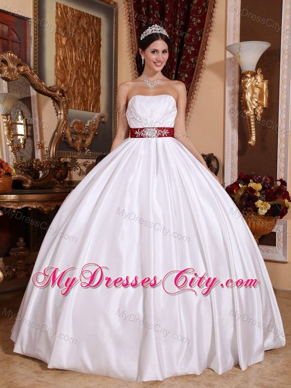 Embroidery With Beading On Red Sash White Quinceanera Dresses