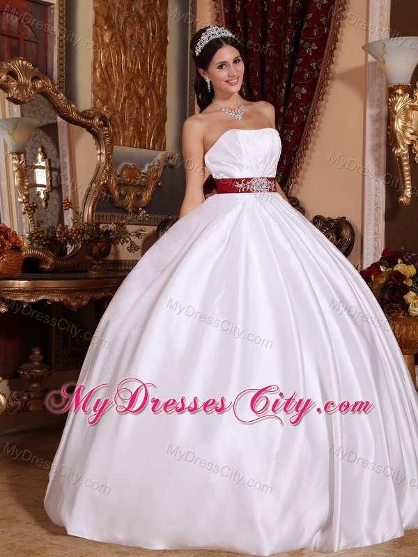 Embroidery With Beading On Red Sash White Quinceanera Dresses