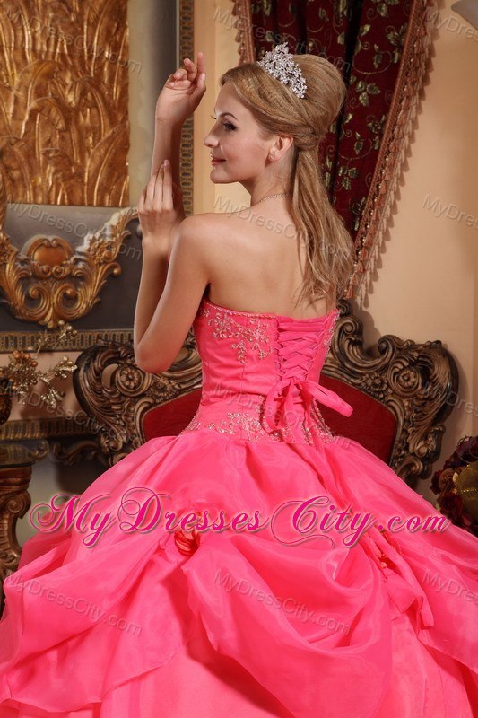 Sweetheart Appliques Coral Red Quinceanera Gowns With Pick Ups