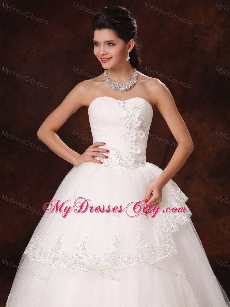 Ball Gown Tulle Appliques Sweetheart Floor-length Wedding Dress