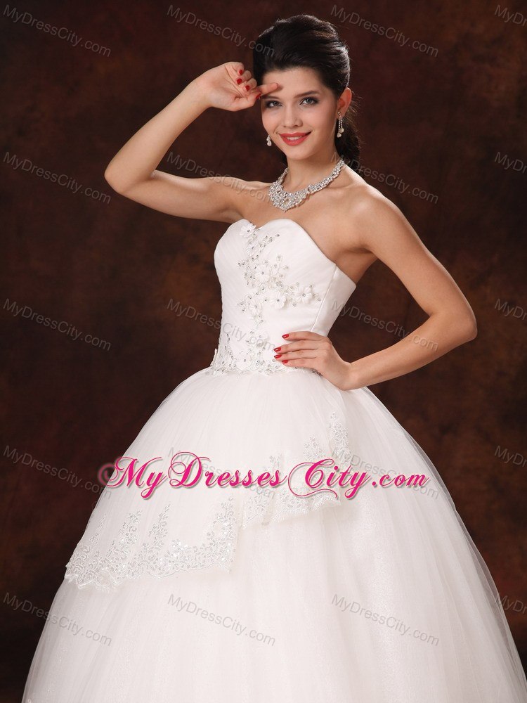 Ball Gown Tulle Appliques Sweetheart Floor-length Wedding Dress