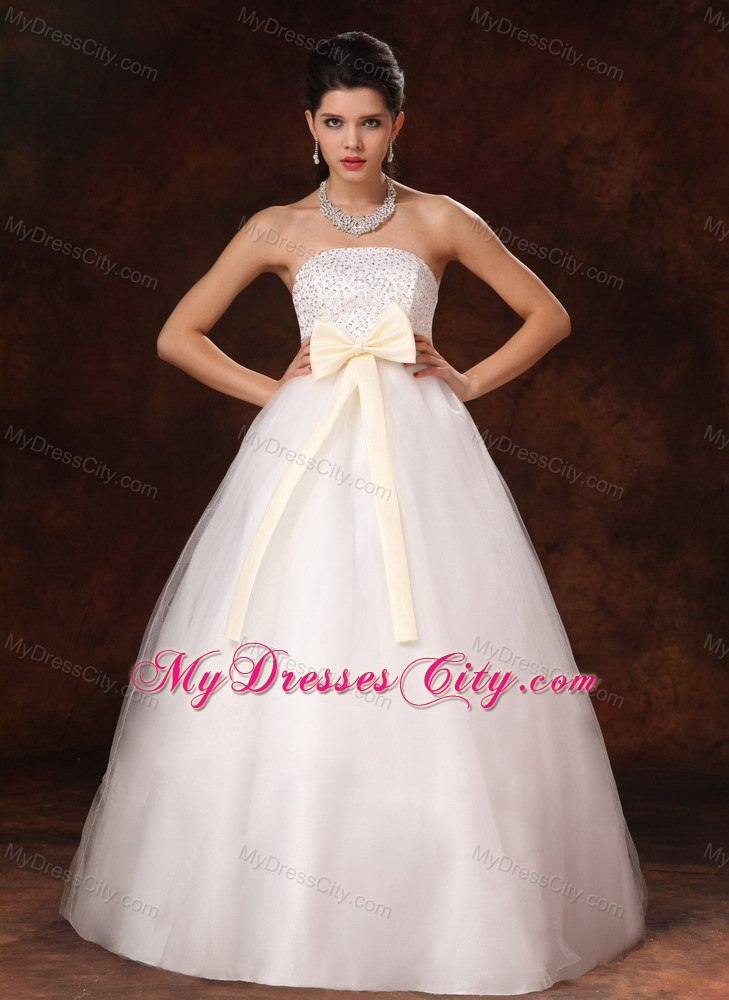 A-Line Beaded Strapless Wedding Dress with Champagne Bowknot