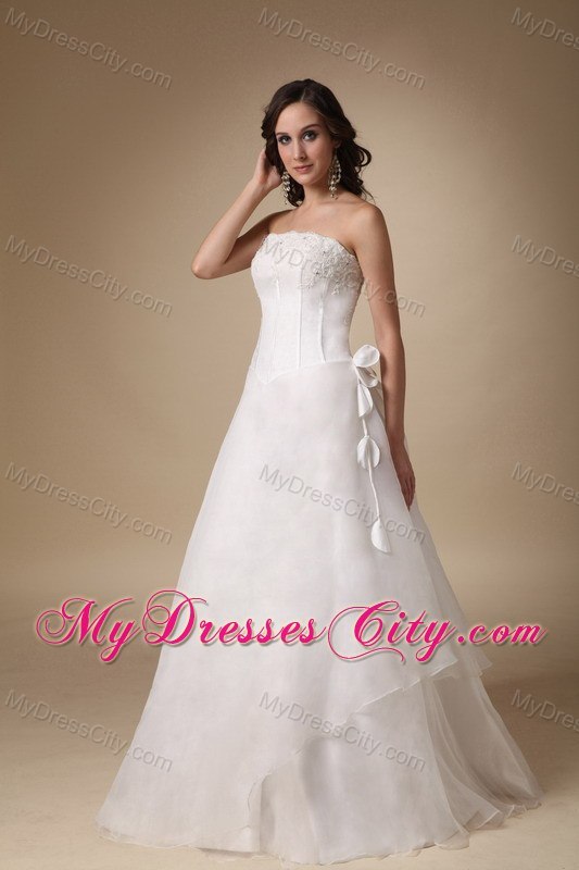 A-line Appliques Strapless Floor-length Fitted Wedding Gown