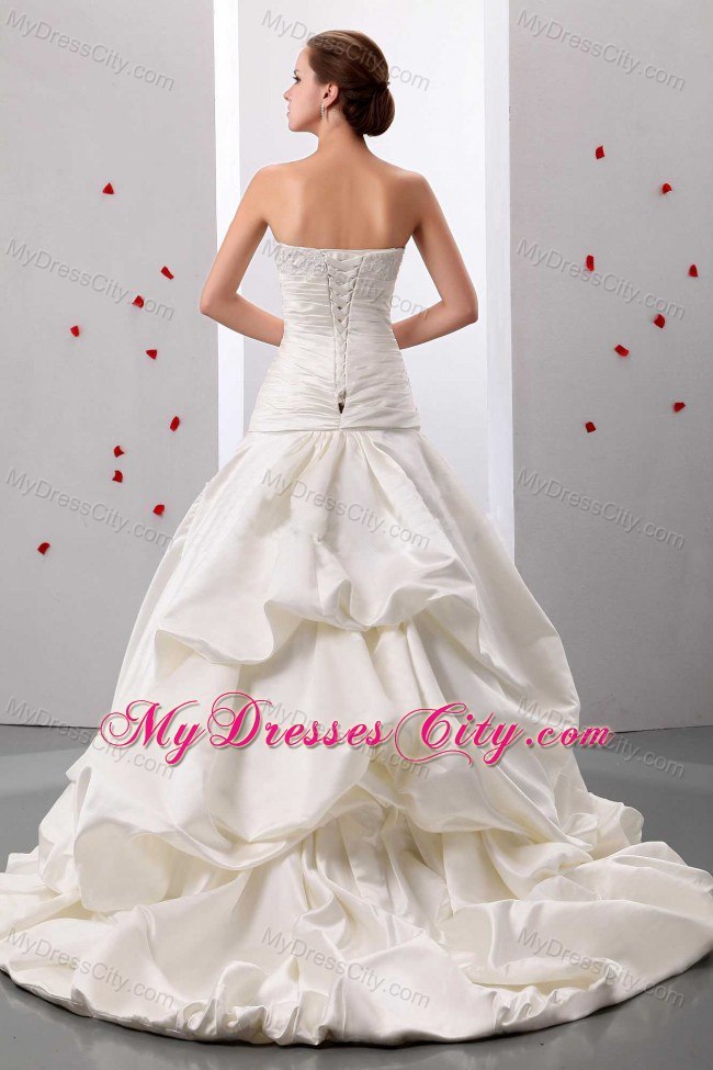 Lace and Taffeta Strapless Appliques and Ruching Wedding Gowns