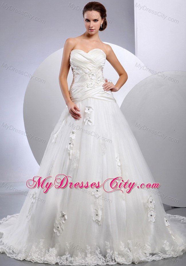 Appliques and Ruching A-line Sweetheart Hall Wedding Gowns