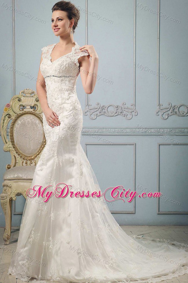 Mermaid V-neck Lace 2013 Wedding Dress With Peekaboo Keyhole