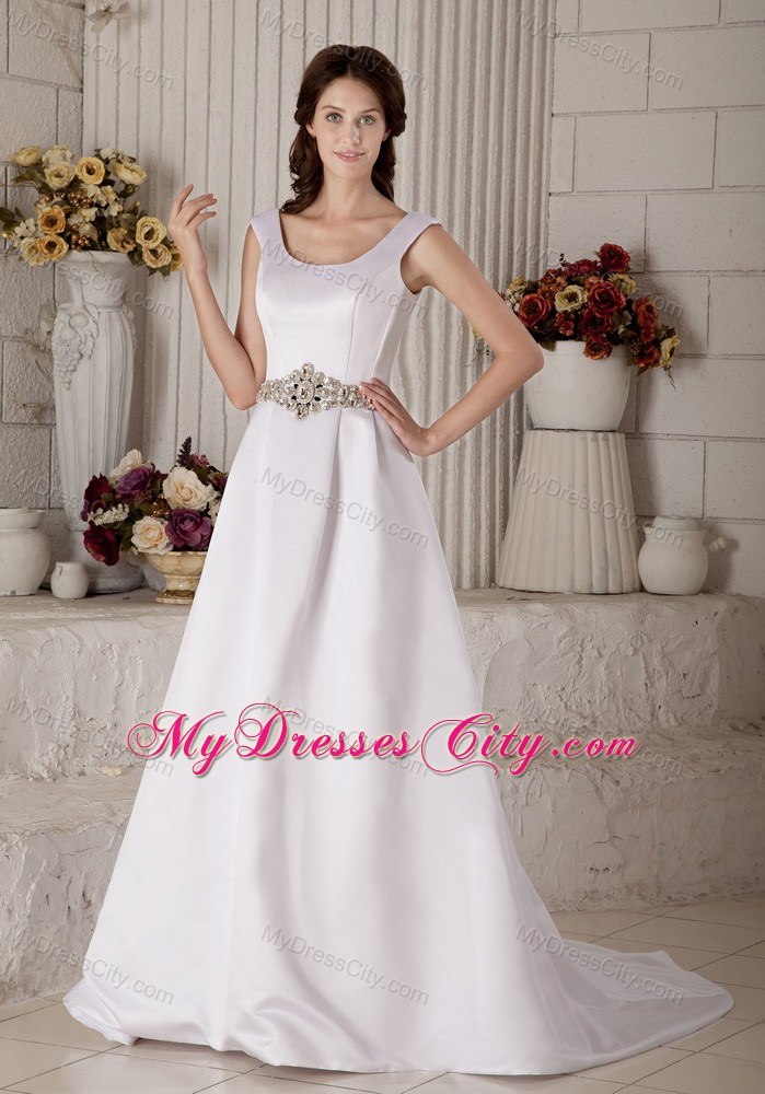 Luxurious Princess Scoop Court Train Bridal Gowns with Beading Sash