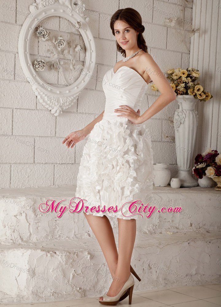 Ruched Sweetheart Knee-length Wedding Dress with Rolling Flowers