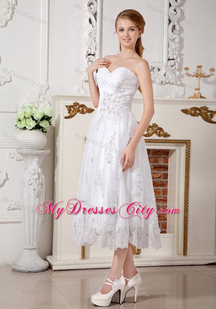 Tea-length Sweetheart Lace Appliques Wedding Dress with Ruche Decorated