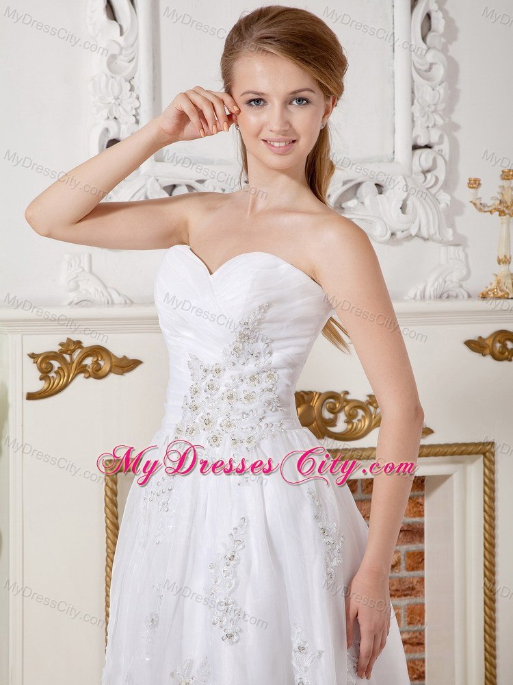 Tea-length Sweetheart Lace Appliques Wedding Dress with Ruche Decorated