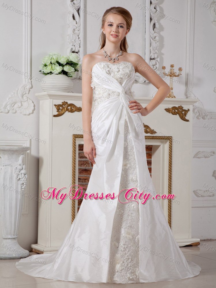 Clasp Handle Flowers Court Train Bridal Dress with Criss Cross in Front