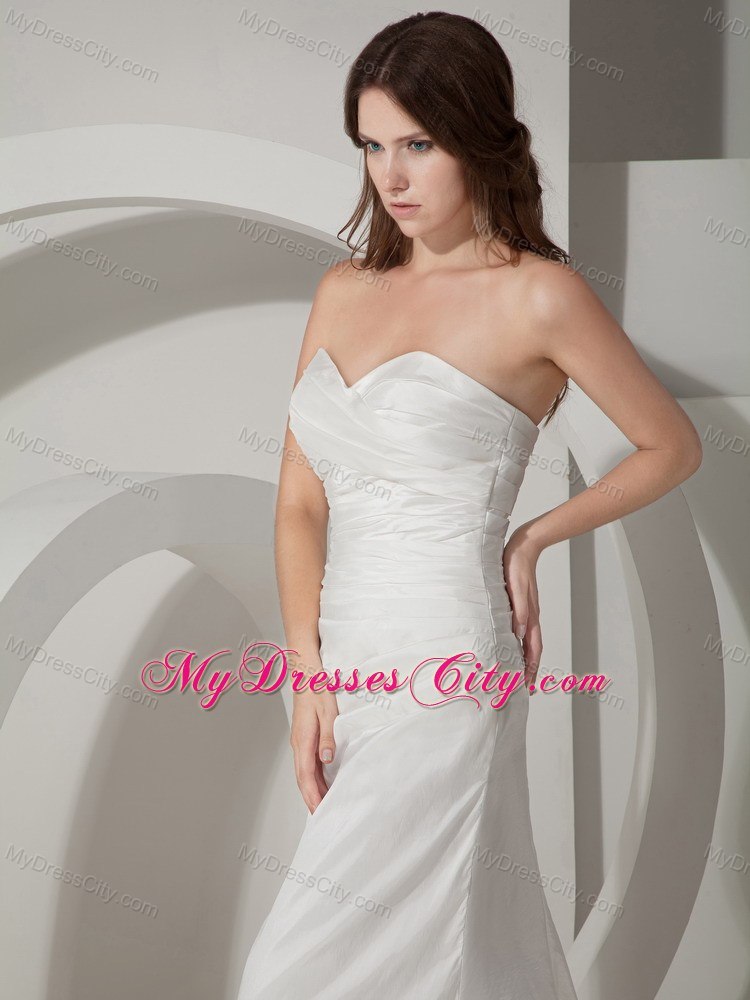 Sweetheart Sleeveless Sheath Ruched Wedding Gown with Court Train