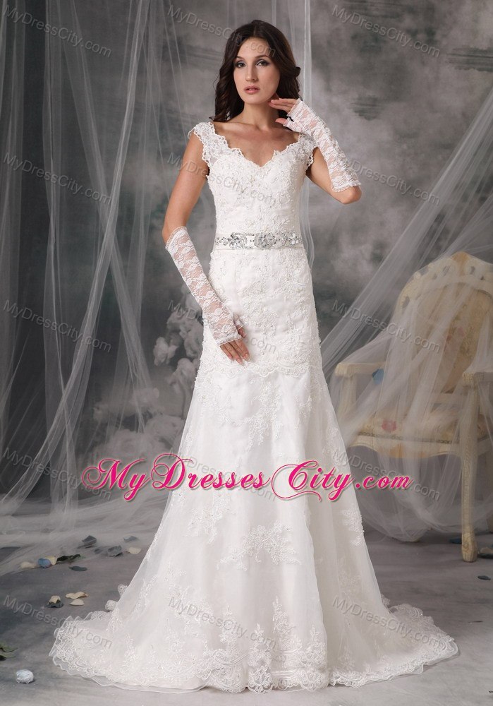 Luxurious Lace V-neck Column Court Train 2013 Garden Wedding Dresses