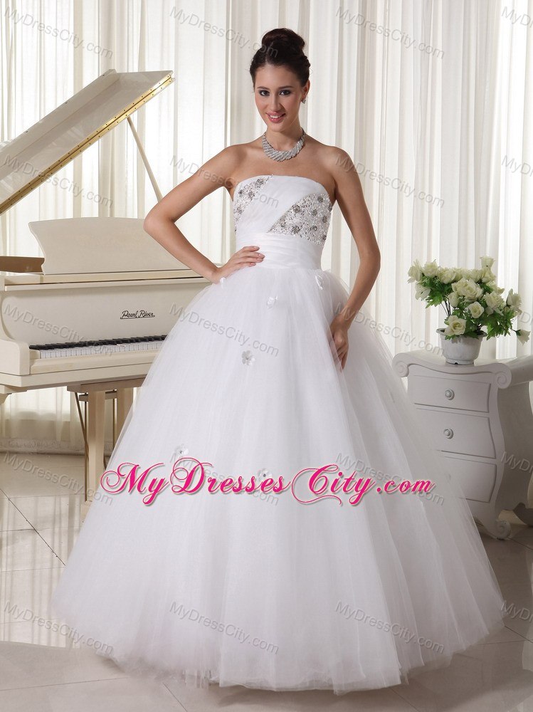 Tulle Strapless Princess Beaded Cheap Garden Wedding Dresses with Petal