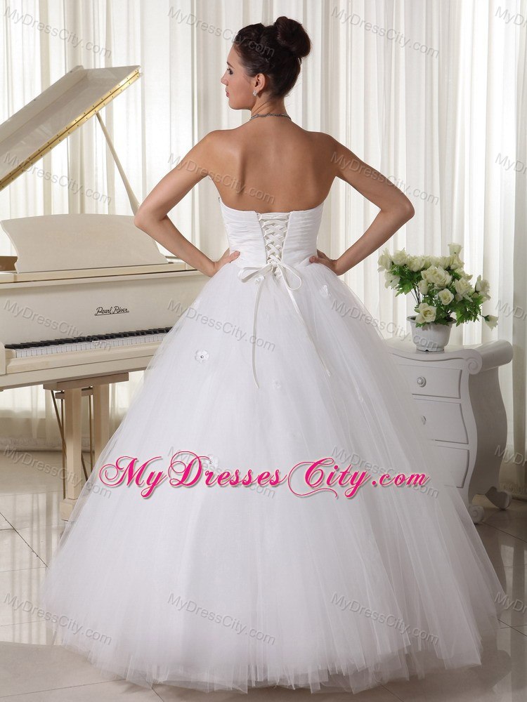 Tulle Strapless Princess Beaded Cheap Garden Wedding Dresses with Petal